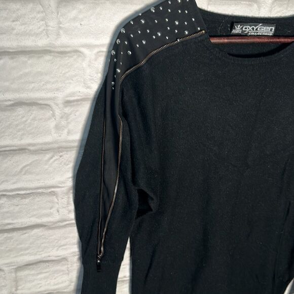 Oxygen collection sweater 🥰♥️ - Picture 2 of 5